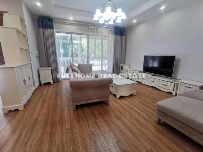 Same compound: China Garden Villas, 4 bedrooms in Shanghai