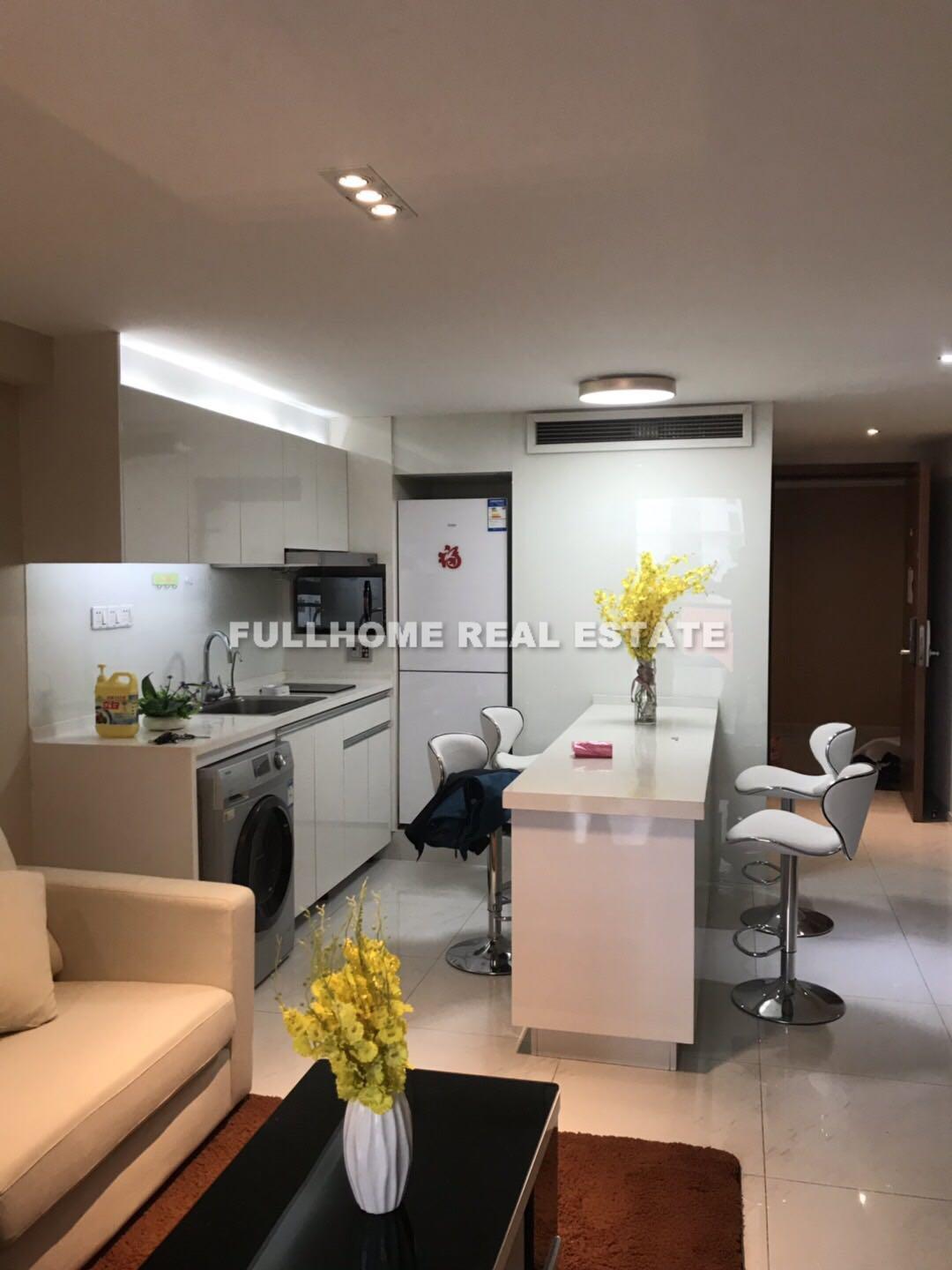 Same compound: Wanye Xinjie, 3 bedrooms in Shanghai