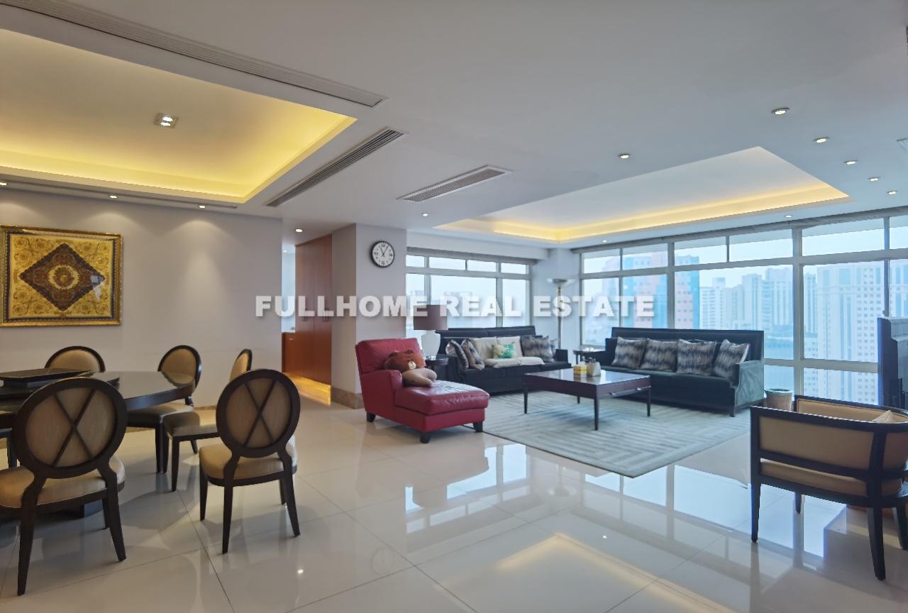 Huijin Plaza - 3 bedroom apartment in Shanghai, Xujiahui, Downtown