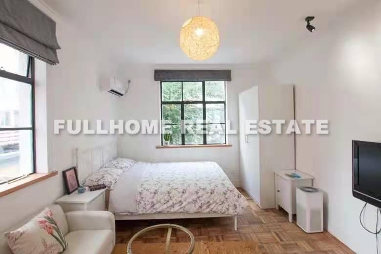 Lane1-500 Changshu Road Old House - Interior view 3, Shanghai rental property