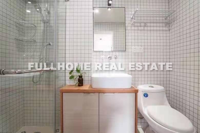 Lane1-500 Changshu Road Old House - Interior view 2, Shanghai rental property