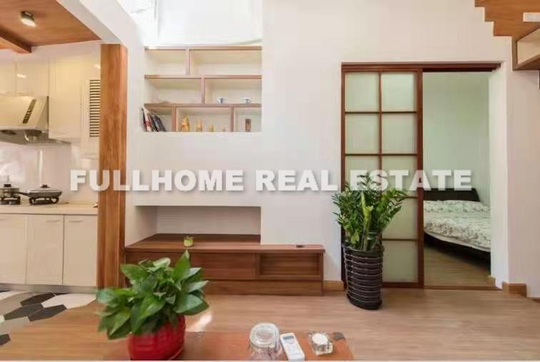 Lane 501-1000 Middle Huaihai Road Old House - 2 bedroom apartment in Shanghai, Downtown, Downtown