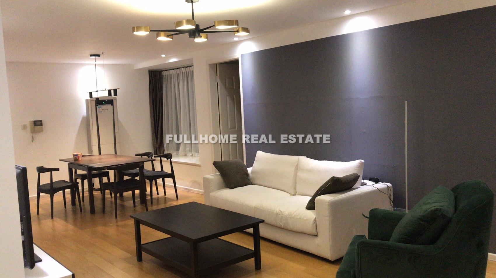 Oriental Manhattan - 3 bedroom apartment in Shanghai, Xujiahui, Downtown