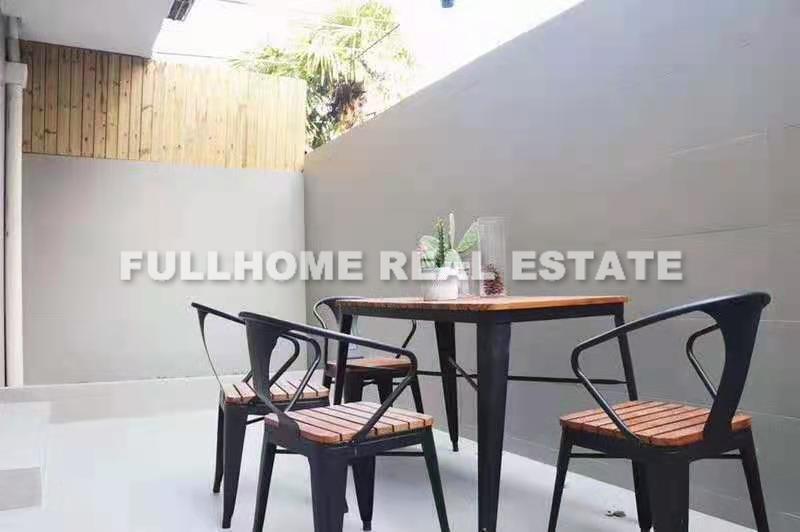 Lane 1-1000 Changping Road Old House - Interior view 2, Shanghai rental property