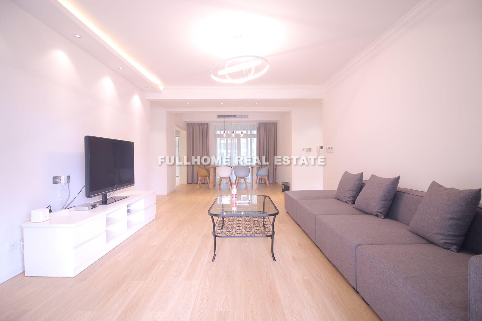 LaDoll International City - 4 bedroom apartment in Shanghai, Jing An, Downtown