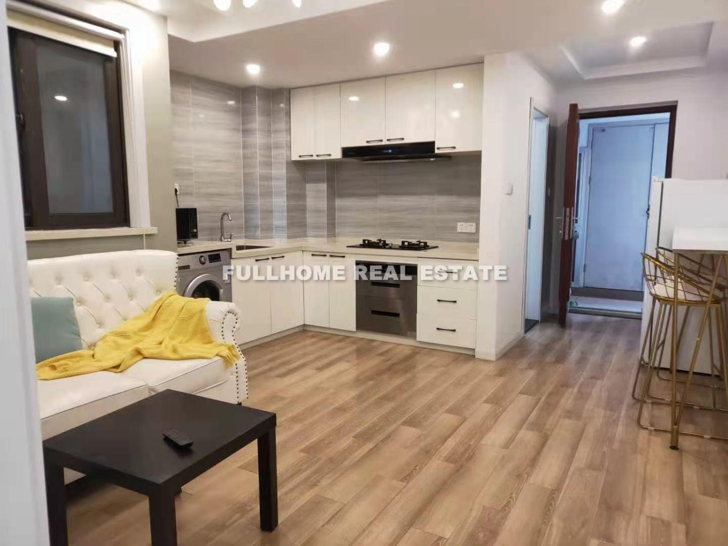 Same compound: Brilliant River, 1 bedrooms in Shanghai