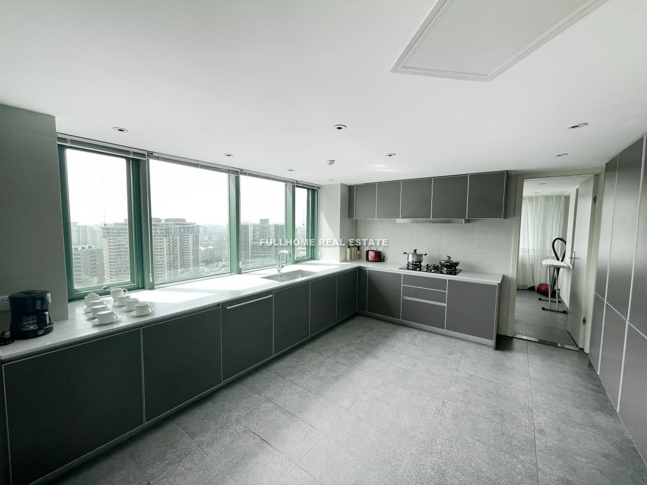 East Gate Plaza - Interior view 9, Beijing rental property