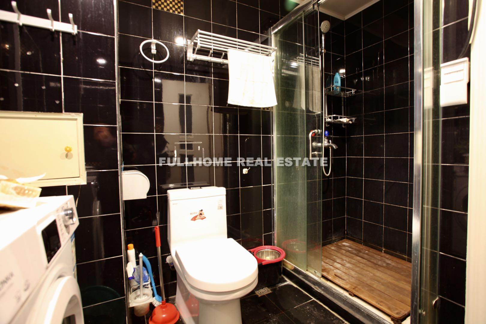 Weihaiyuan - 2 bedroom apartment in Shanghai, People Square, Downtown