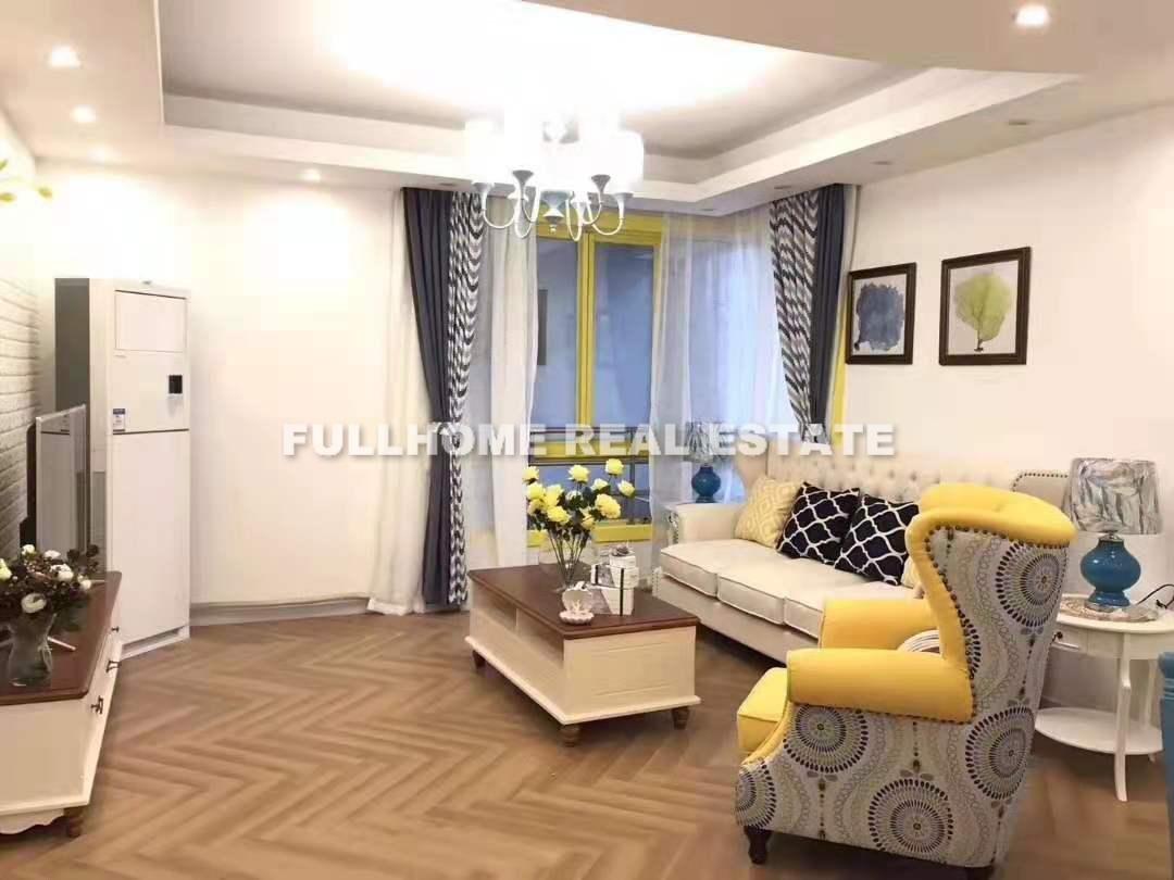 Huangpu Zhongxin City - 2 bedroom apartment in Shanghai, Xintiandi, Downtown