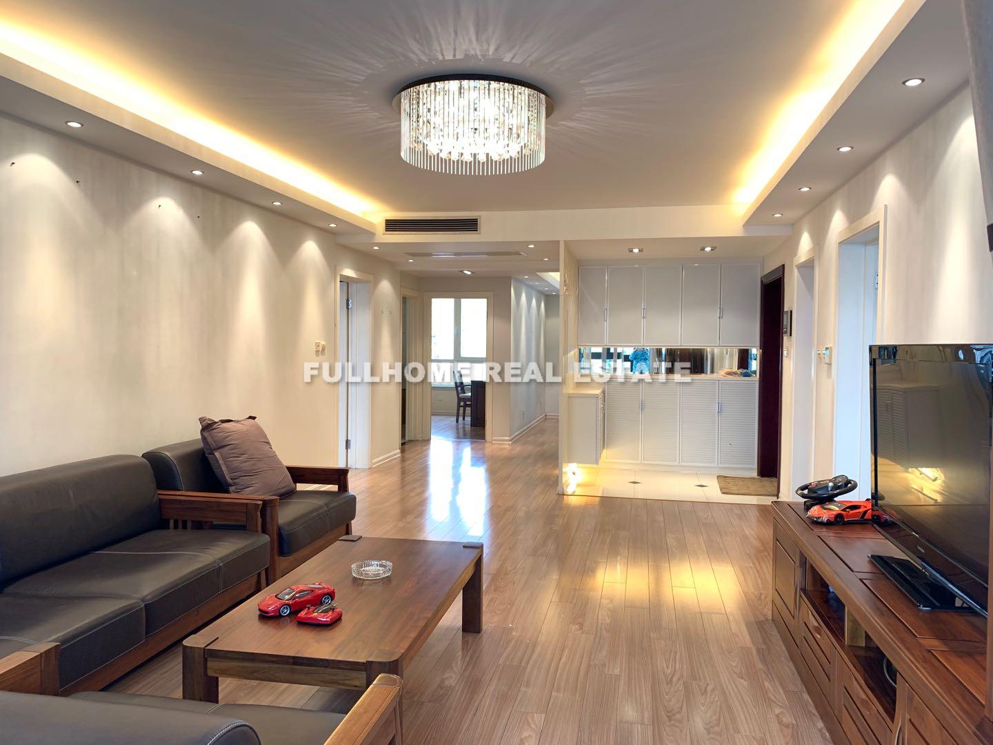 Grand Jewel Apartment - 3 bedroom apartment in Shanghai, Jing An, Downtown