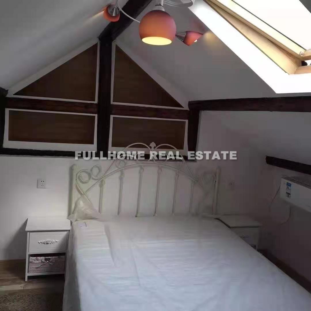 Lane 200-500 South Xiang Yang Road Old House - 1 bedroom apartment in Shanghai, Downtown, Downtown