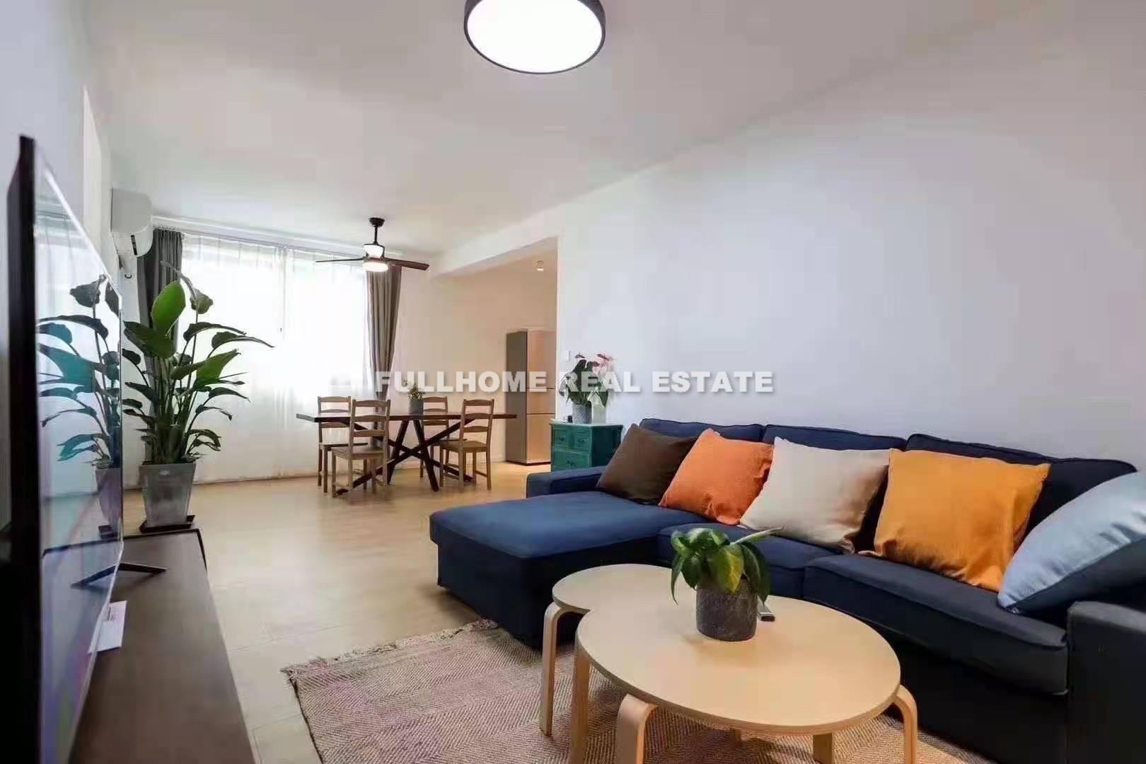Changning Mansion - 3 bedroom apartment in Shanghai, Downtown, Downtown