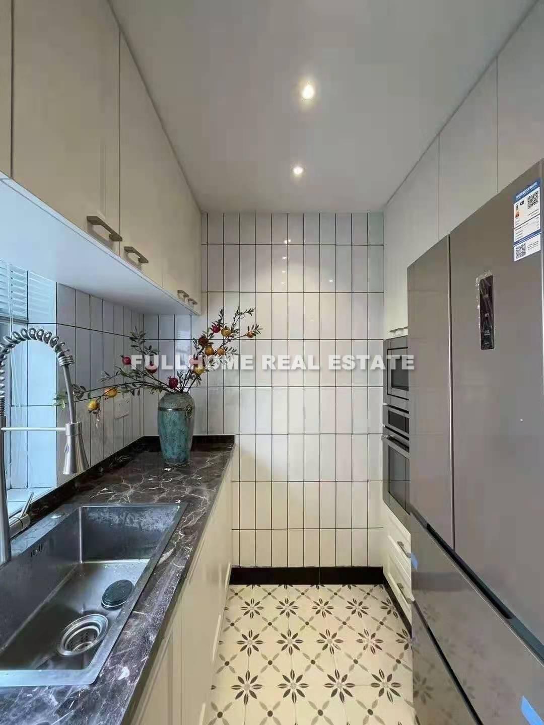 Lane 1-1000 North Shanxi Road Old House - Interior view 5, Shanghai rental property