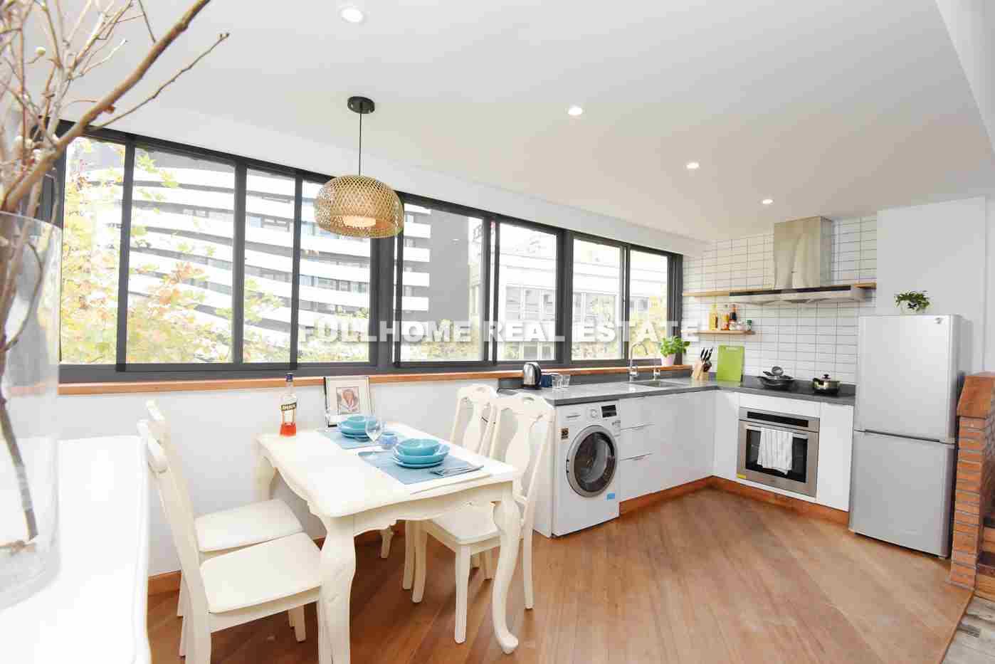 Lane 100-2000 West Nan Jing Road Old House - Interior view 3, Shanghai rental property