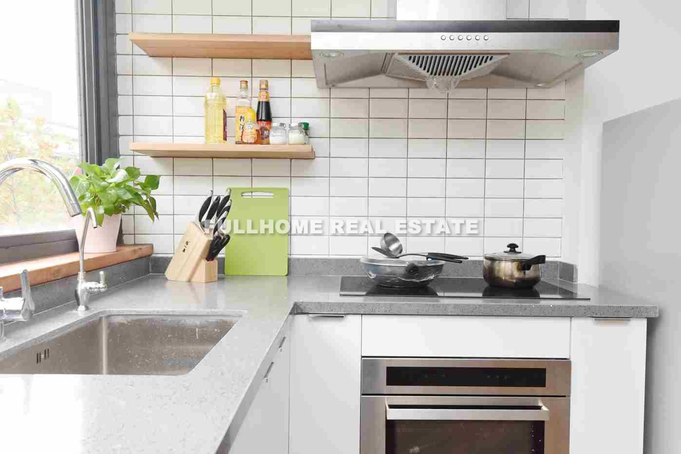 Lane 100-2000 West Nan Jing Road Old House - Interior view 5, Shanghai rental property