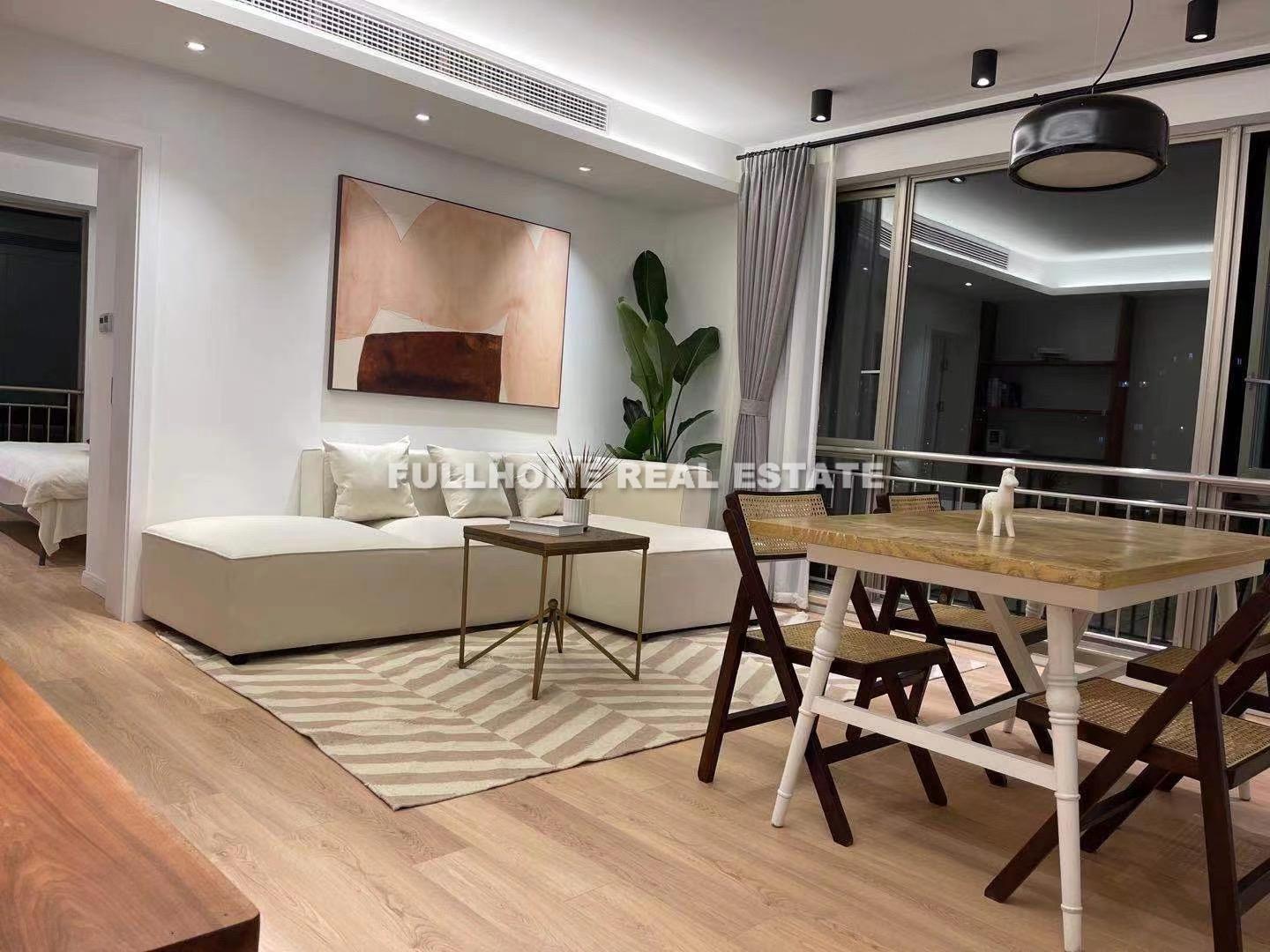 Yunhe Garden - 1 bedroom apartment in Shanghai, Jing An, Downtown