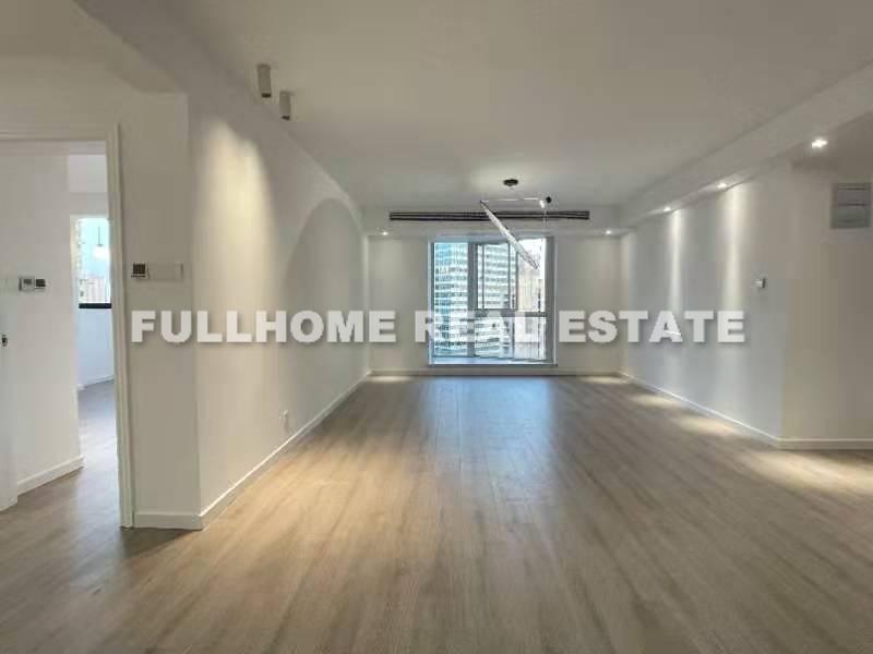 Dan Shui Apartment - 4 bedroom apartment in Shanghai, Downtown, Downtown
