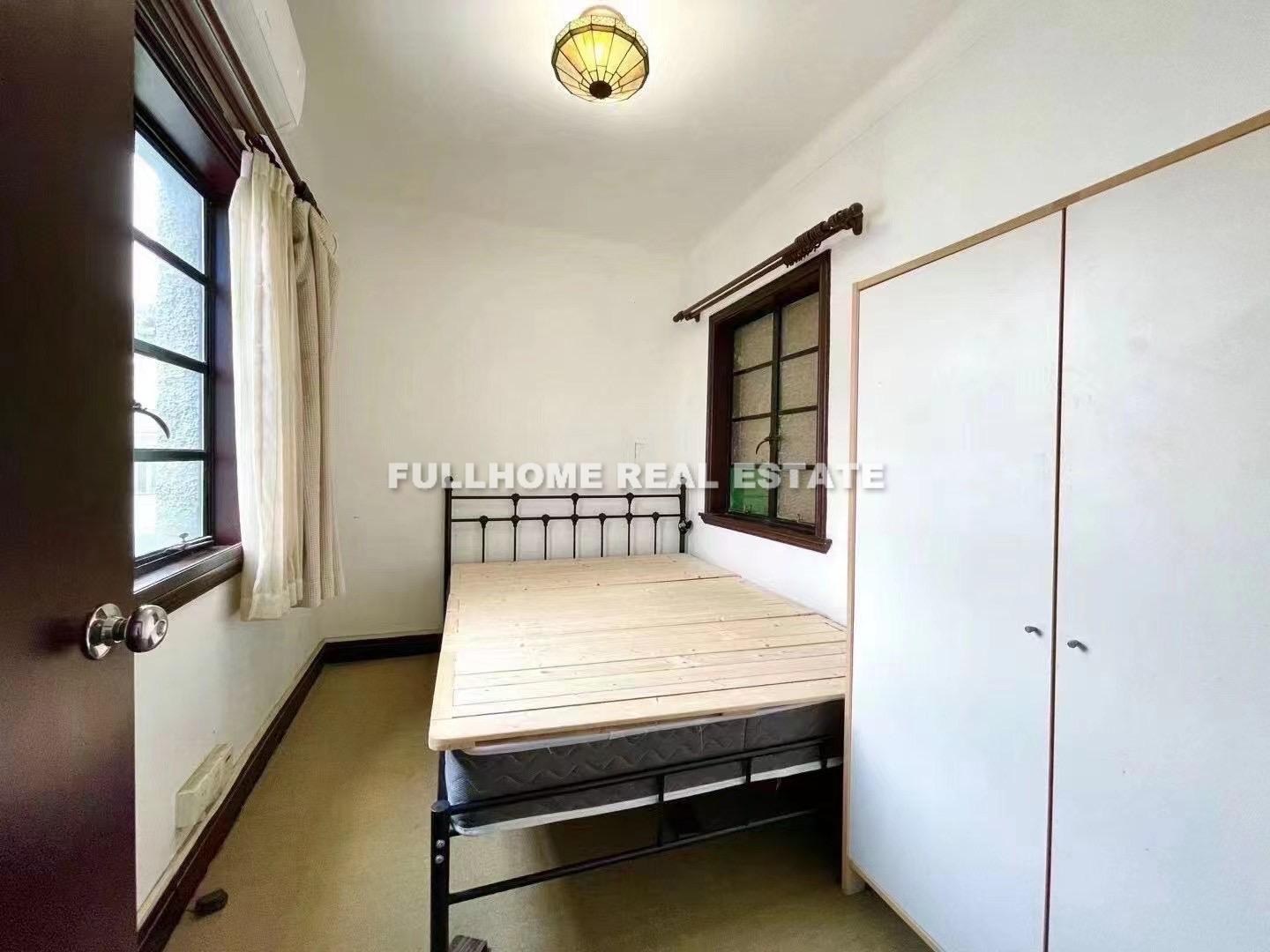 Lane 1-1000 Weihai Road Old House - Interior view 8, Shanghai rental property