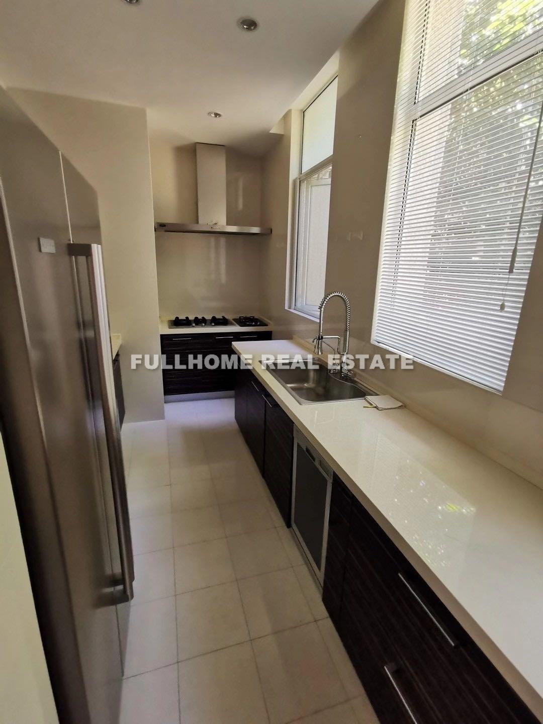 Similar property: Buckingham Villa, 4 bedrooms, 480 sqm in Shanghai