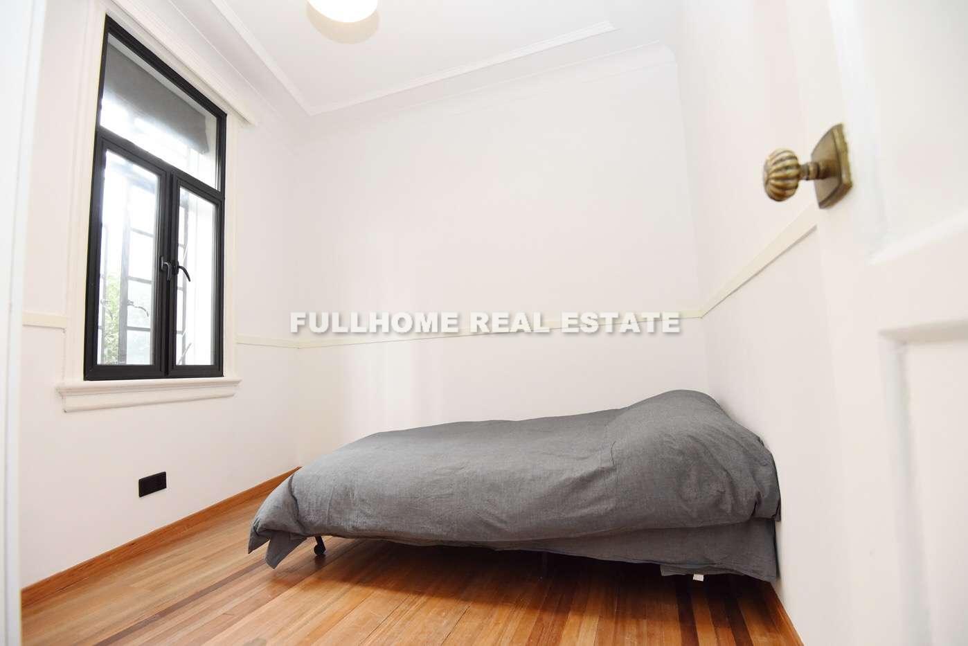 Lane 100-2000 West Nan Jing Road Old House - Interior view 4, Shanghai rental property