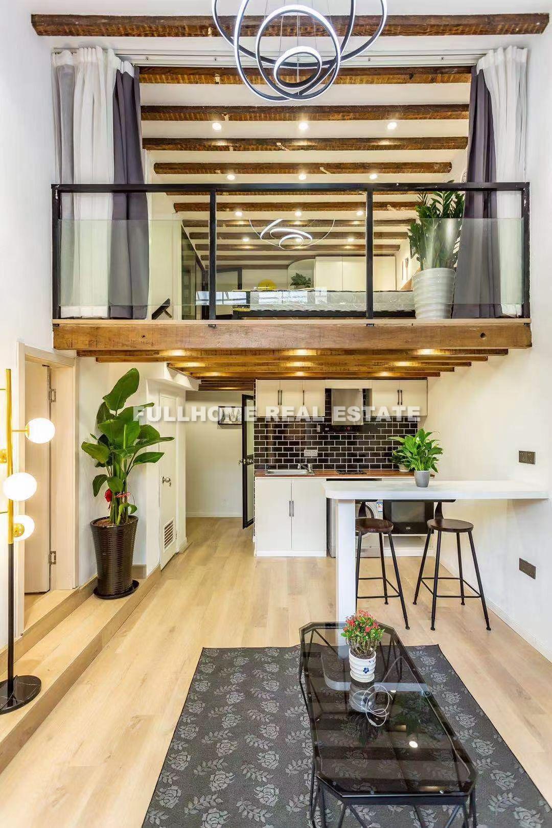 Lane 200-500 South Xiang Yang Road Old House - 2 bedroom apartment in Shanghai, Downtown, Downtown
