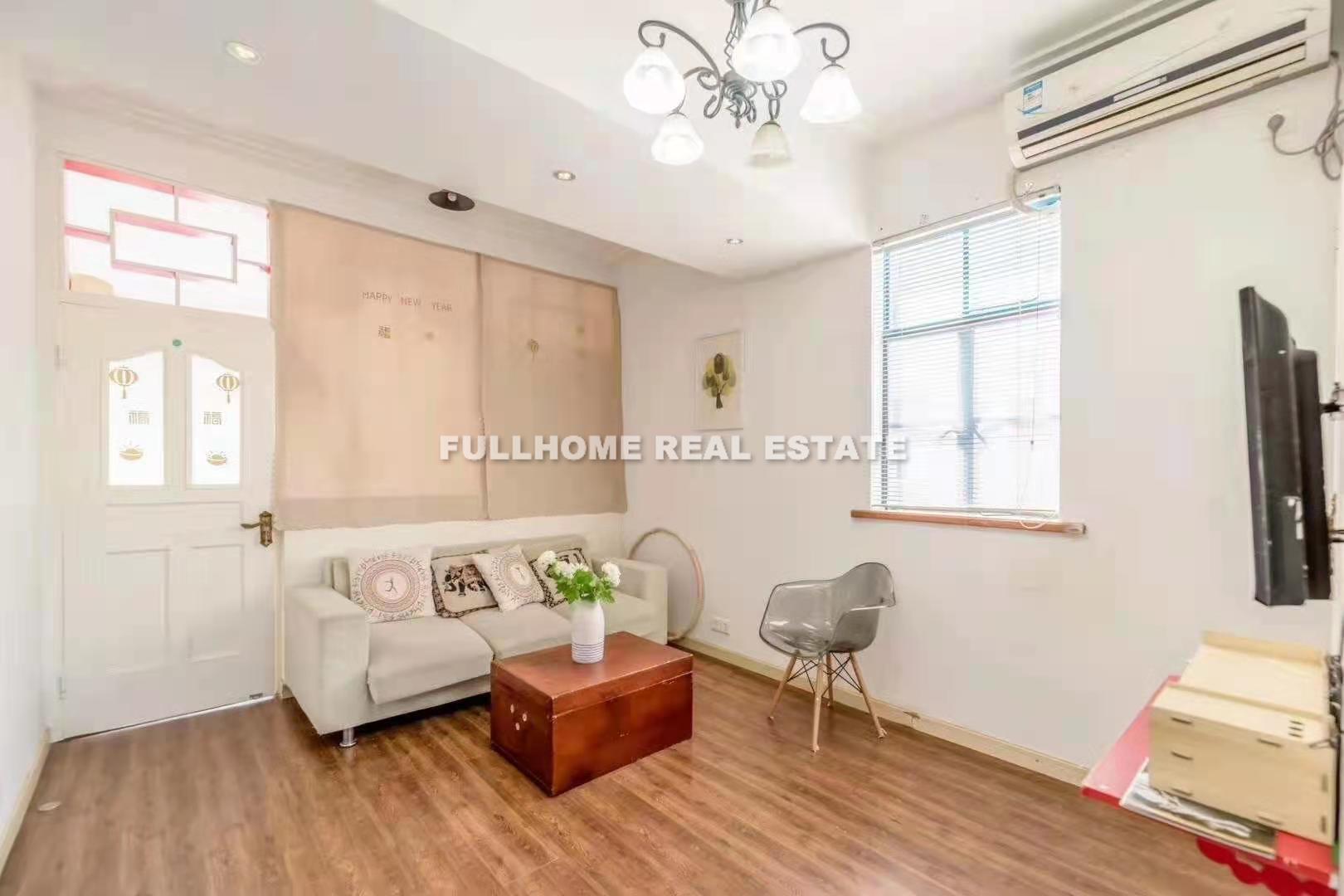 Lane 201-400 West Jianguo Road Old House  - 1 bedroom apartment in Shanghai, FFC, Downtown