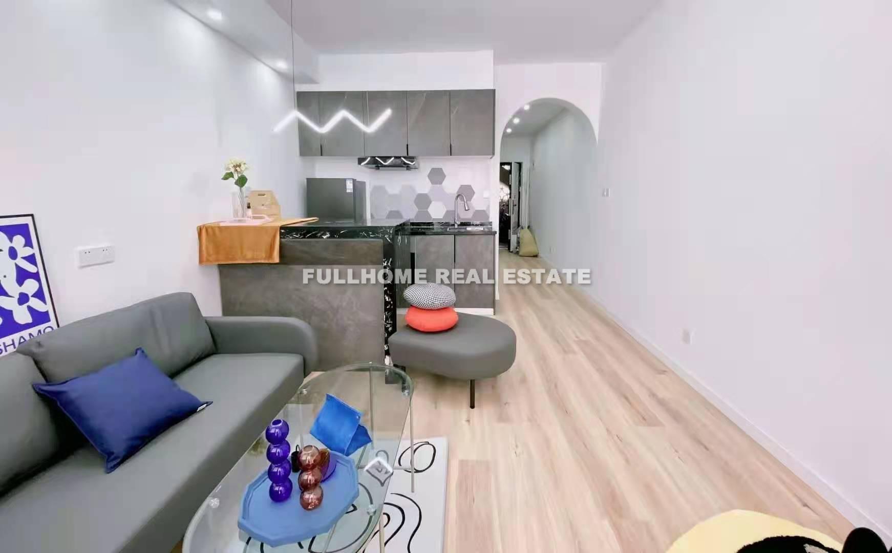 Lane 1001-1500 Middle Huaihai Road Old House - 1 bedroom apartment in Shanghai, Downtown, Downtown