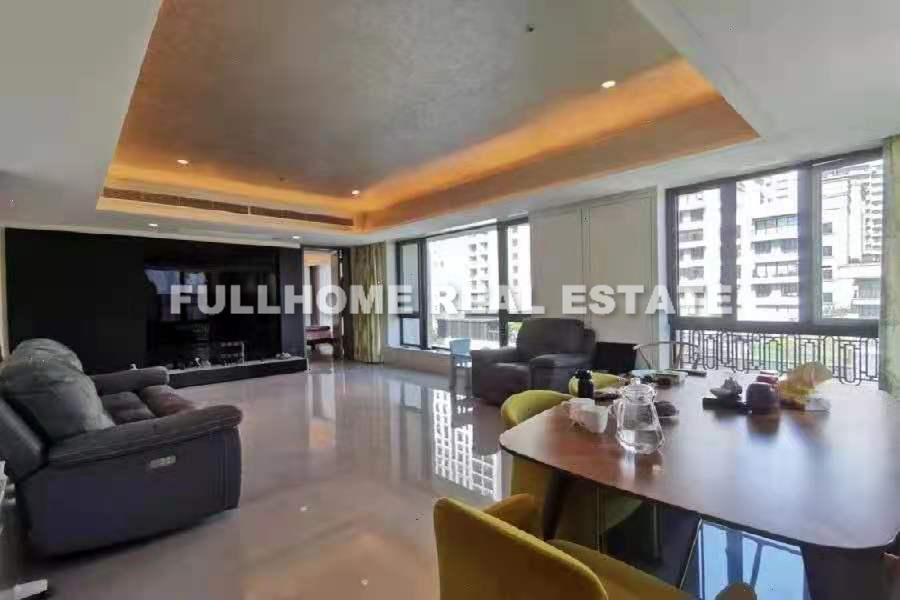 Lakeville Luxe - 3 bedroom apartment in Shanghai, Xintiandi, Downtown