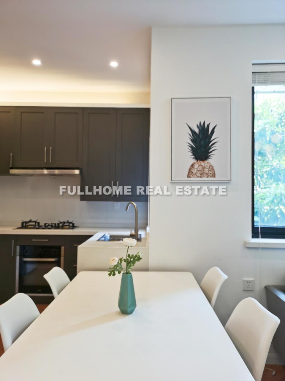 Lane 1501-2500 Middle Huaihai Road Old House	 - Interior view 2, Shanghai rental property