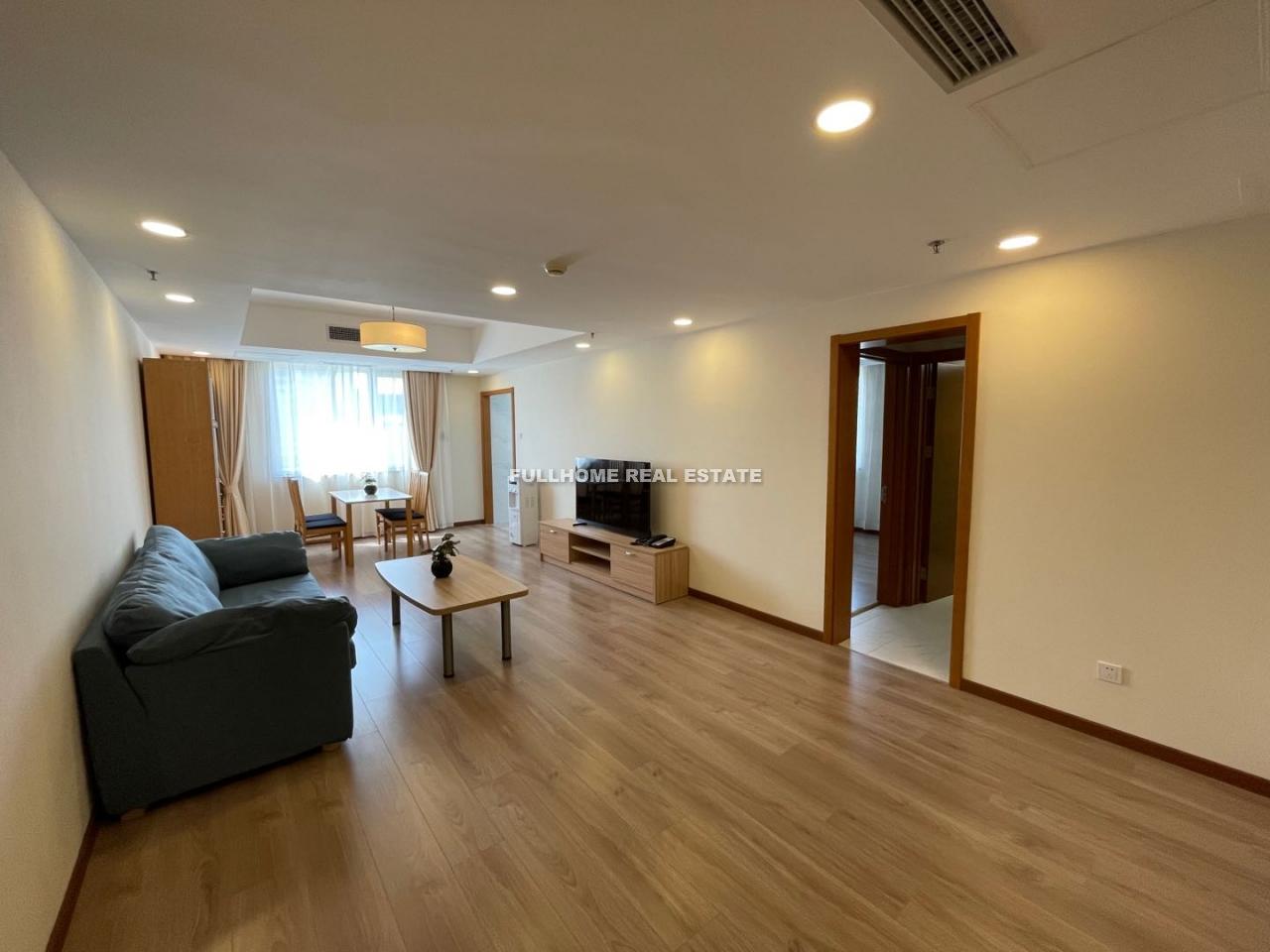 Same compound: East Lake Apartment, 1 bedrooms in Beijing
