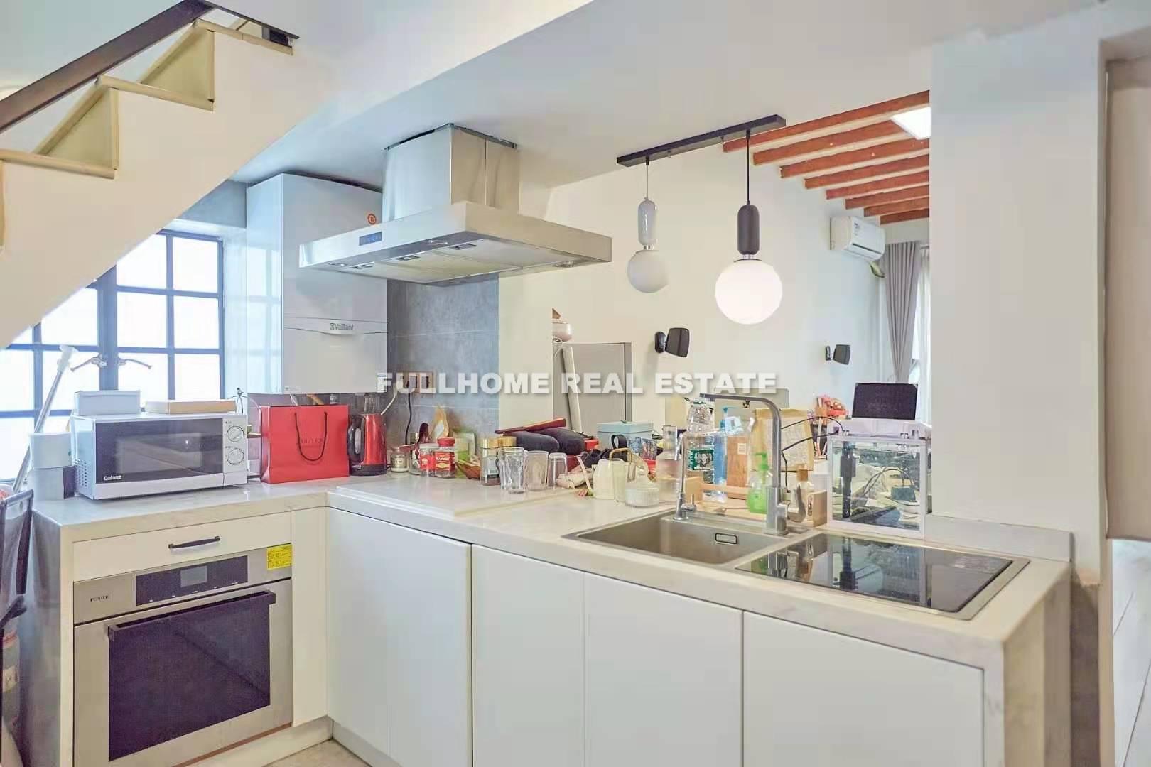 Lane 1-1000 Weihai Road Old House - Interior view 4, Shanghai rental property