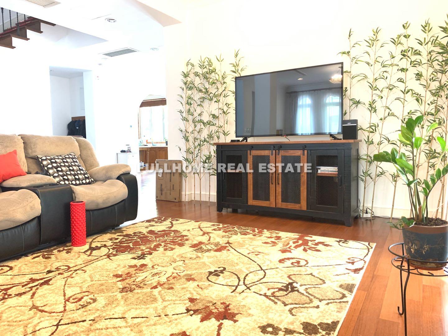 Similar property: Vizcaya Villa, 4 bedrooms, 500 sqm in Shanghai