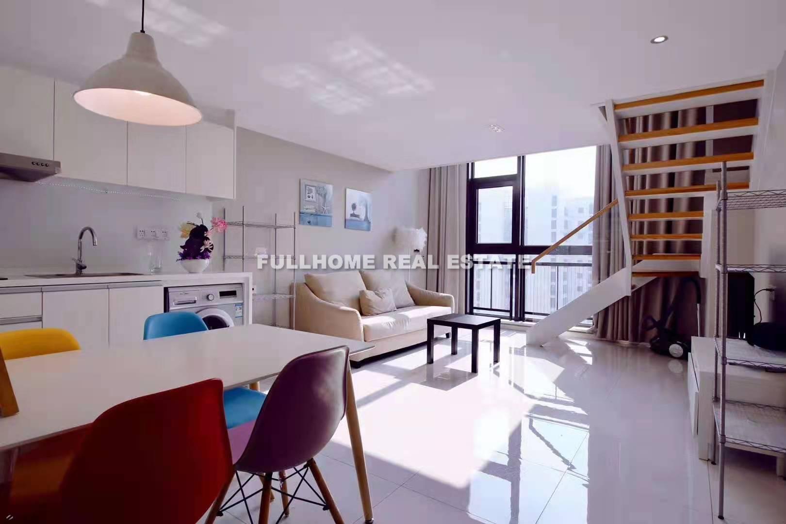 Same compound: Wanye Xinjie, 2 bedrooms in Shanghai