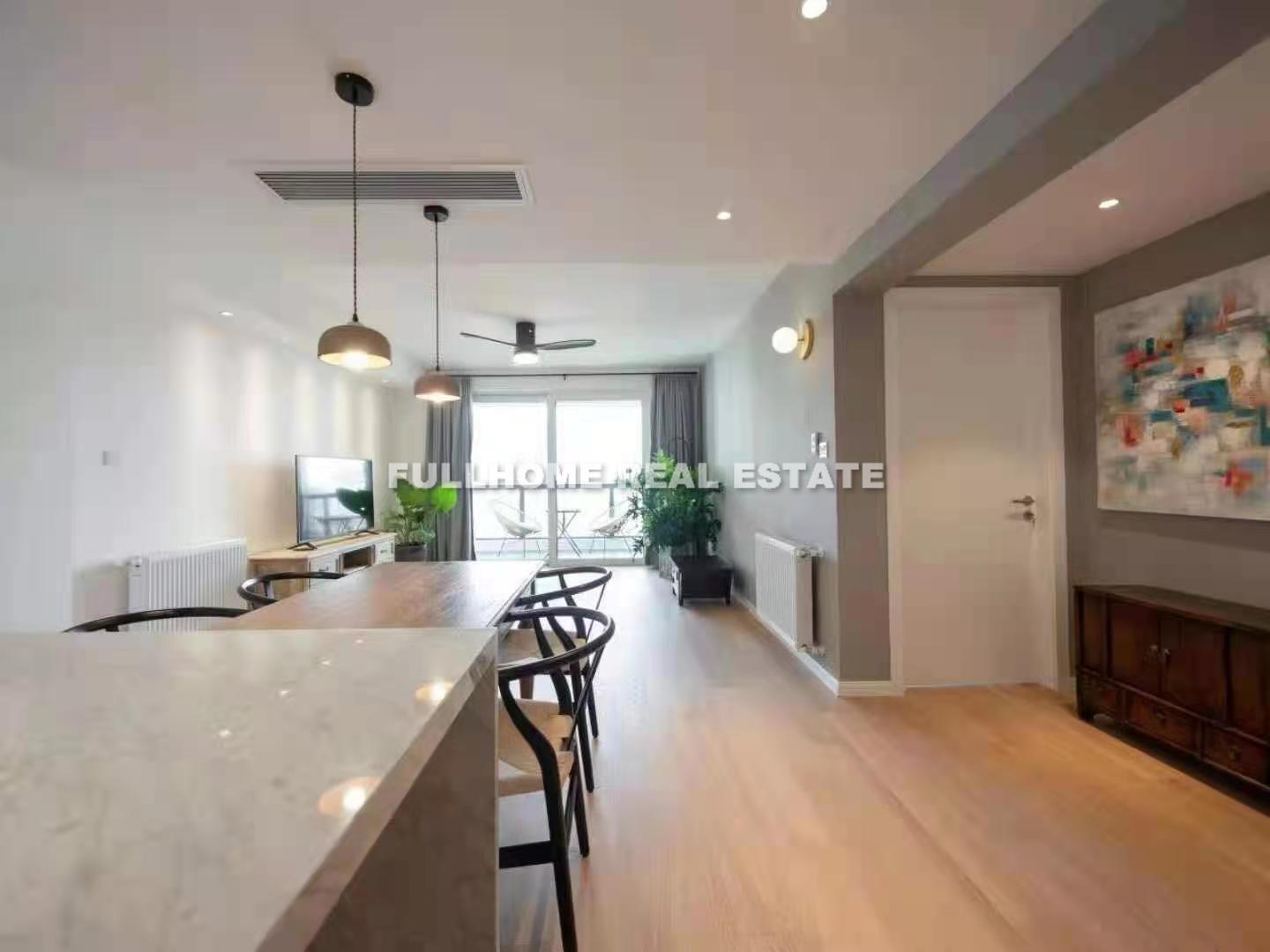 Grand Jewel Apartment - 3 bedroom apartment in Shanghai, Jing An, Downtown