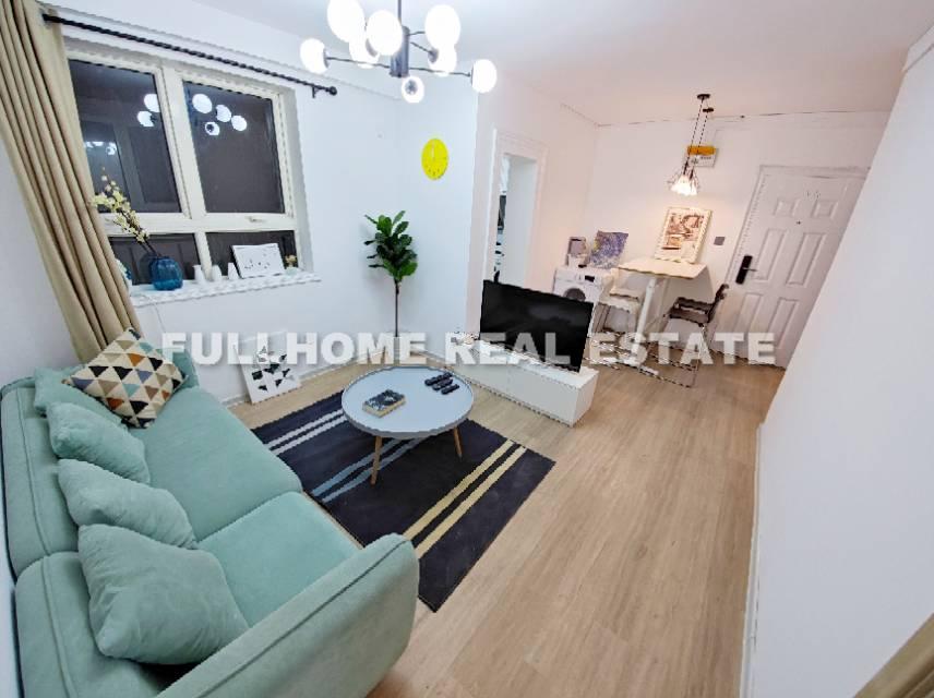 Same compound: Jinfeng Mansion, 4 bedrooms in Shanghai