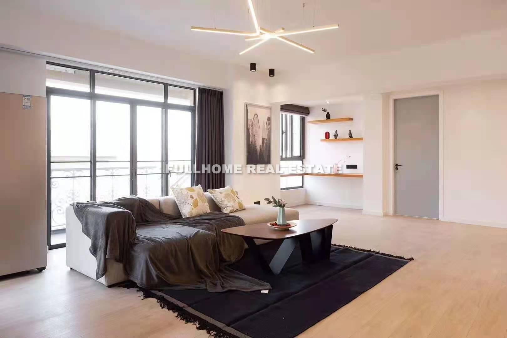 Same compound: Purple Xun NGA, 3 bedrooms in Shanghai