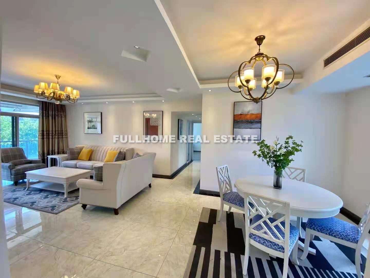 International City - 3 bedroom apartment in Shanghai, Century Park and Lianyang, Pudong