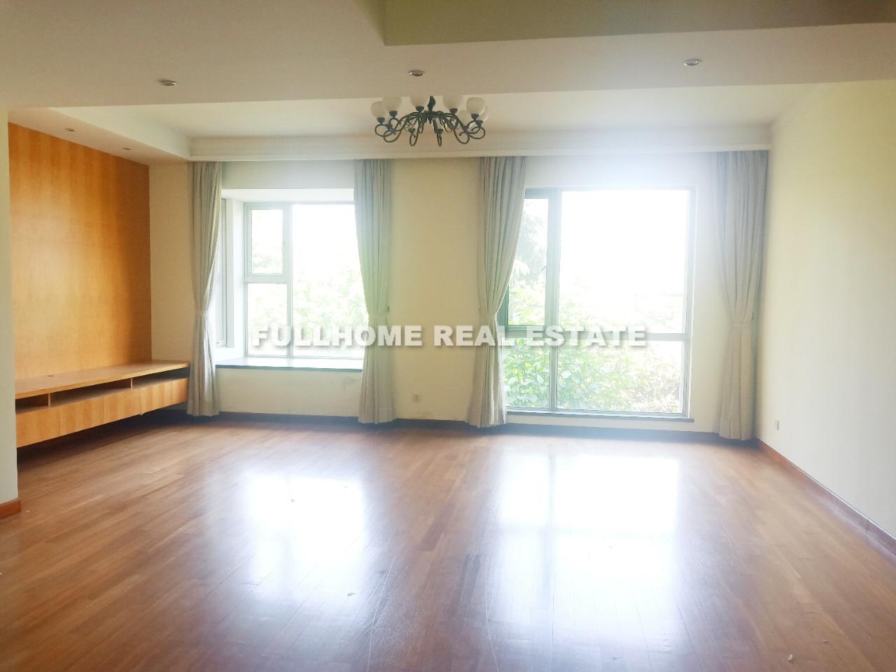 The Lakeville - 3 bedroom apartment in Shanghai, Xintiandi, Downtown