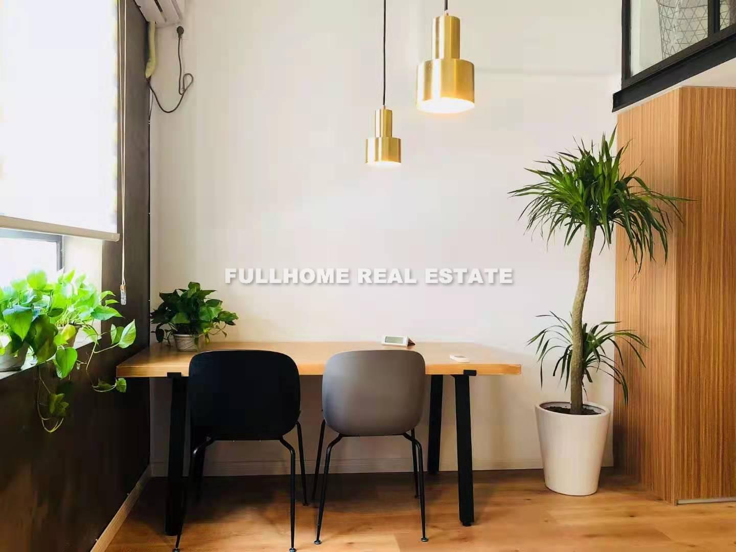 Lane 1-400 Danshui Road Old House	 - Interior view 2, Shanghai rental property