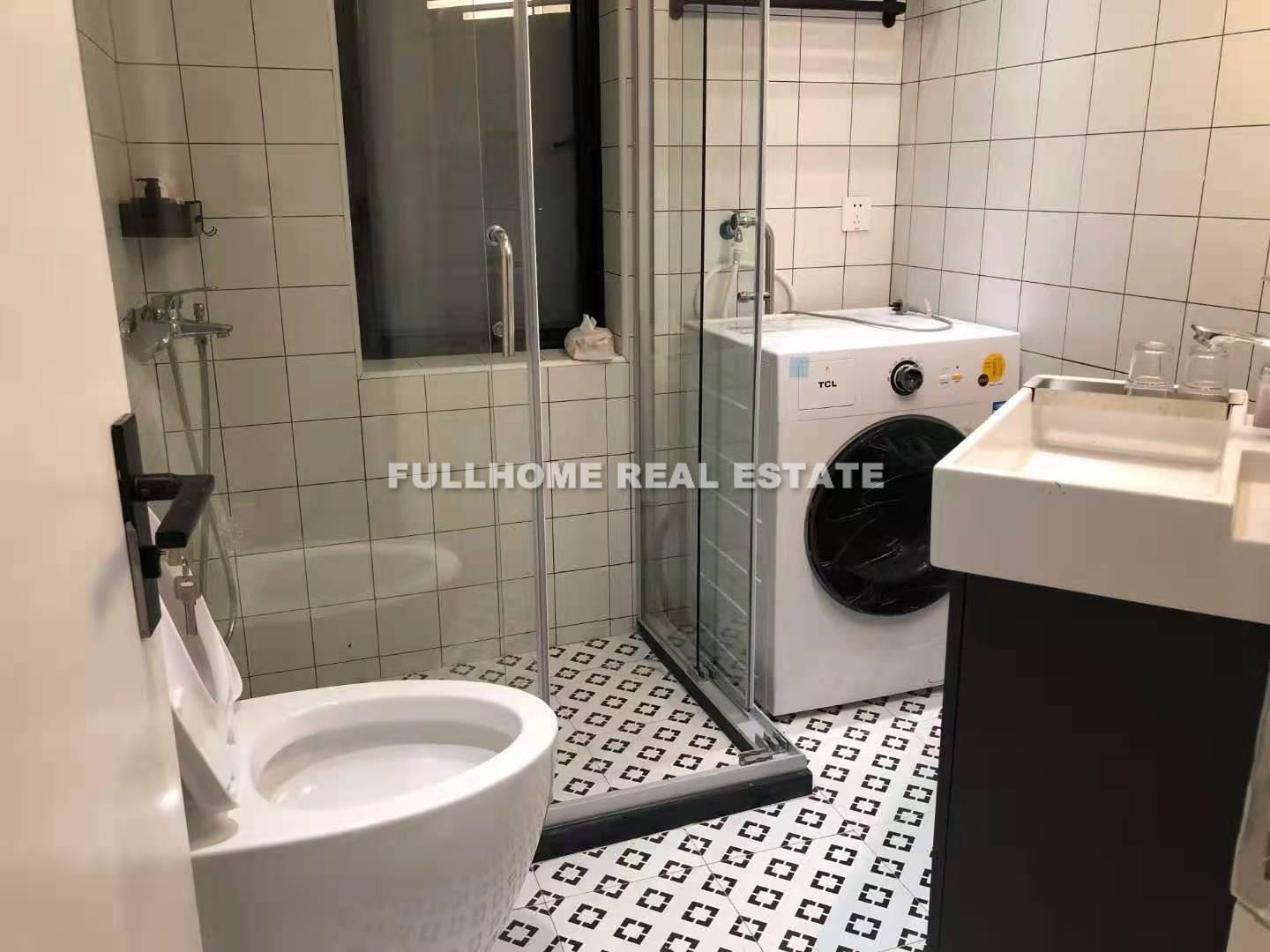 Lane 1-400 Danshui Road Old House	 - Interior view 3, Shanghai rental property