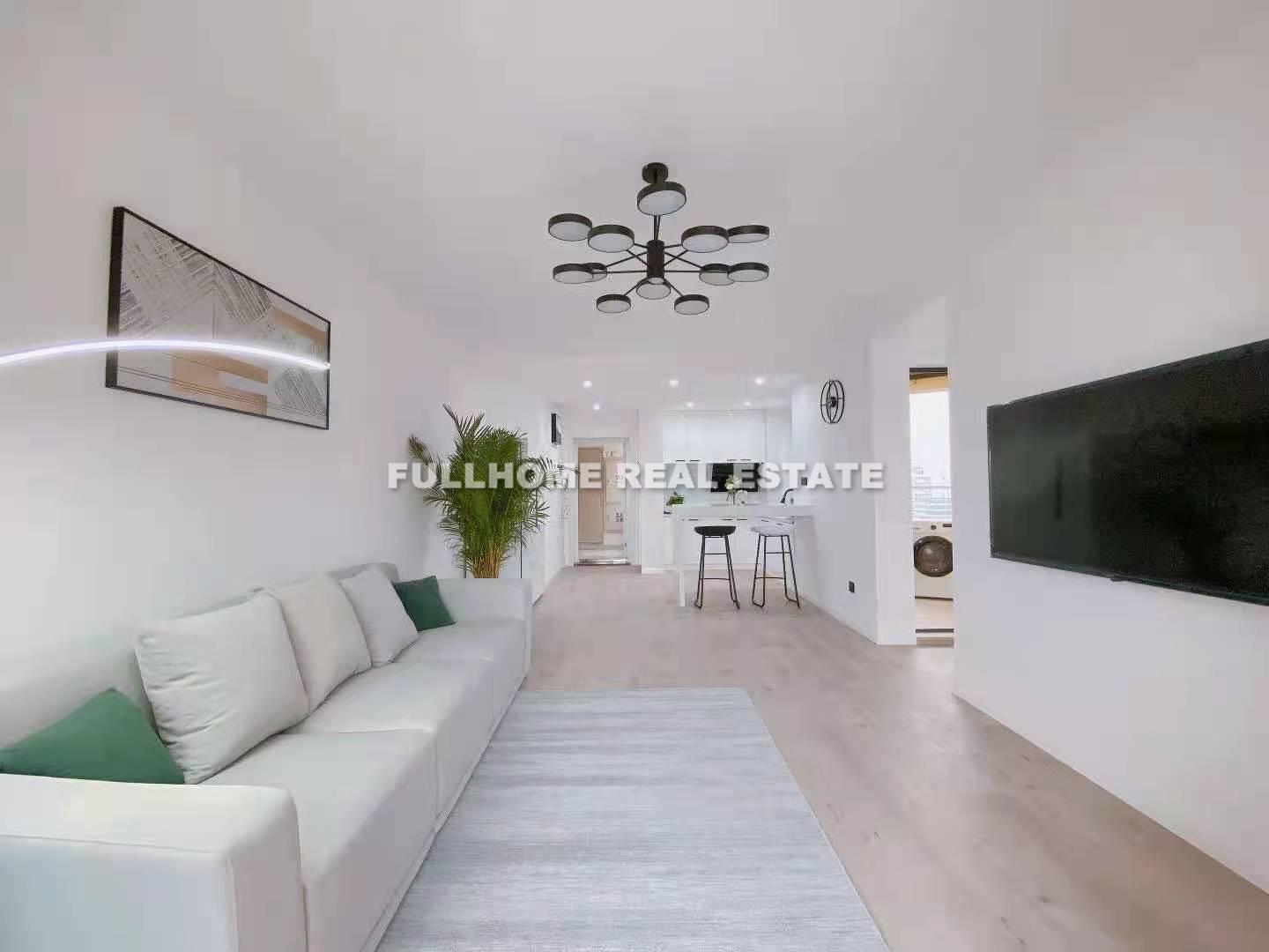 Zhong Yuan Liang Wan Cheng - 2 bedroom apartment in Shanghai, Putuo, Downtown