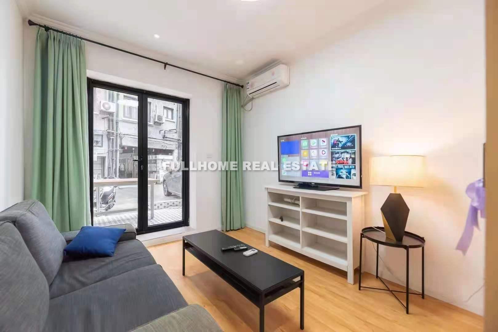 Lane 1501-2500 Middle Huaihai Road Old House	 - 2 bedroom apartment in Shanghai, FFC, Downtown