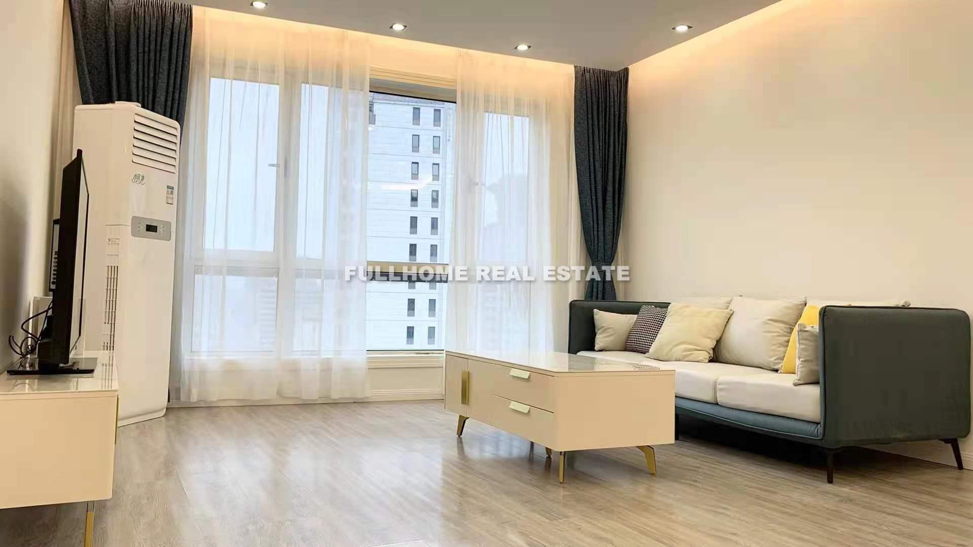 Same compound: East Huaihai Apartment, 3 bedrooms in Shanghai