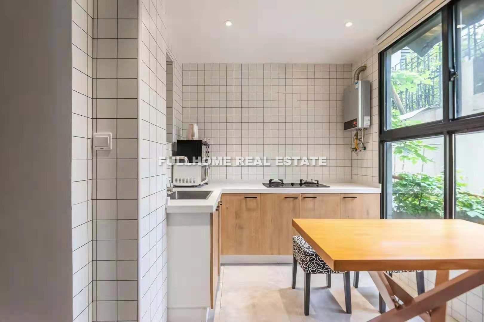 Lane 1501-2500 Middle Huaihai Road Old House	 - Interior view 7, Shanghai rental property