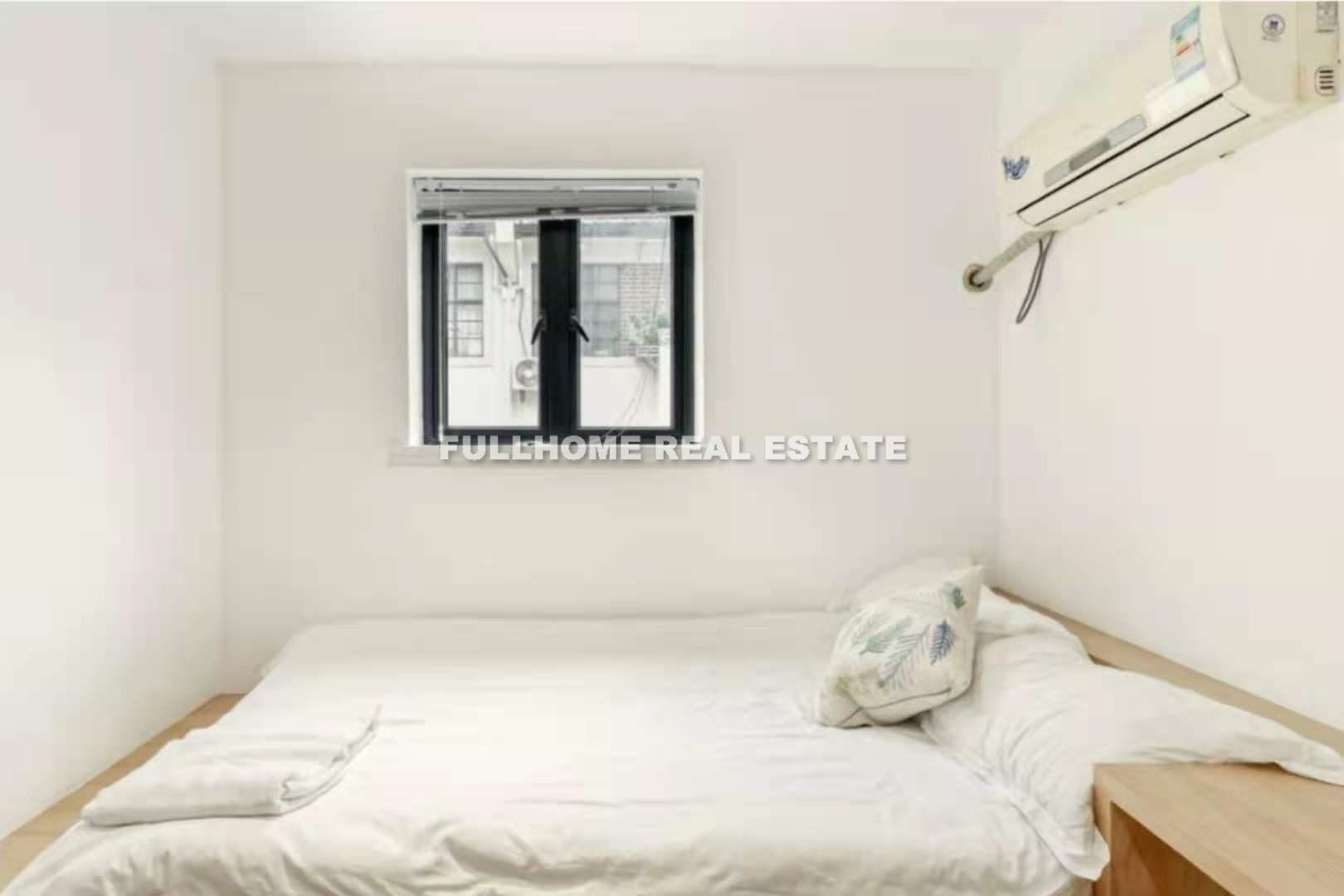 Lane 1-500 North Chengdu Old House - Interior view 3, Shanghai rental property