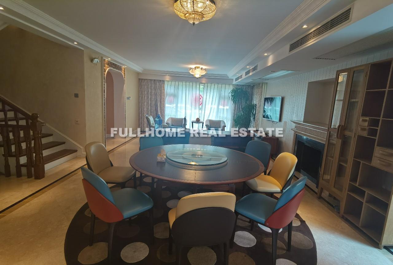 Similar property: Seasons Villa, 4 bedrooms, 378 sqm in Shanghai