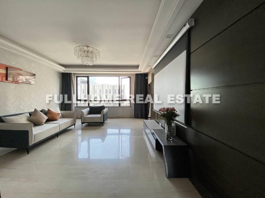 Same compound: Tianhui Plaza, 4 bedrooms in Shanghai