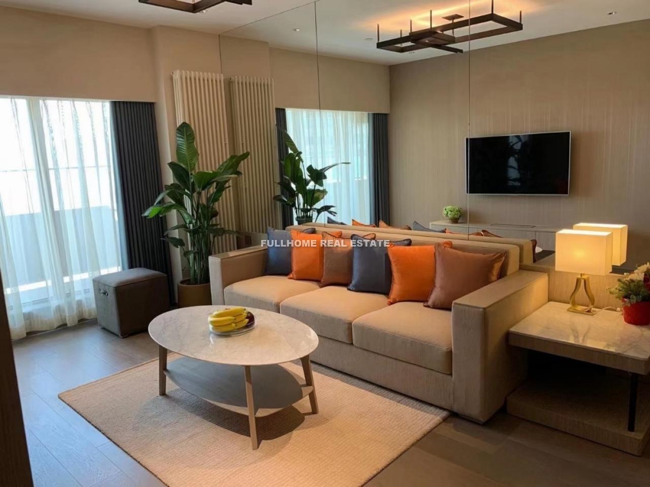 Same compound: China World Apartments, 1 bedrooms in Beijing