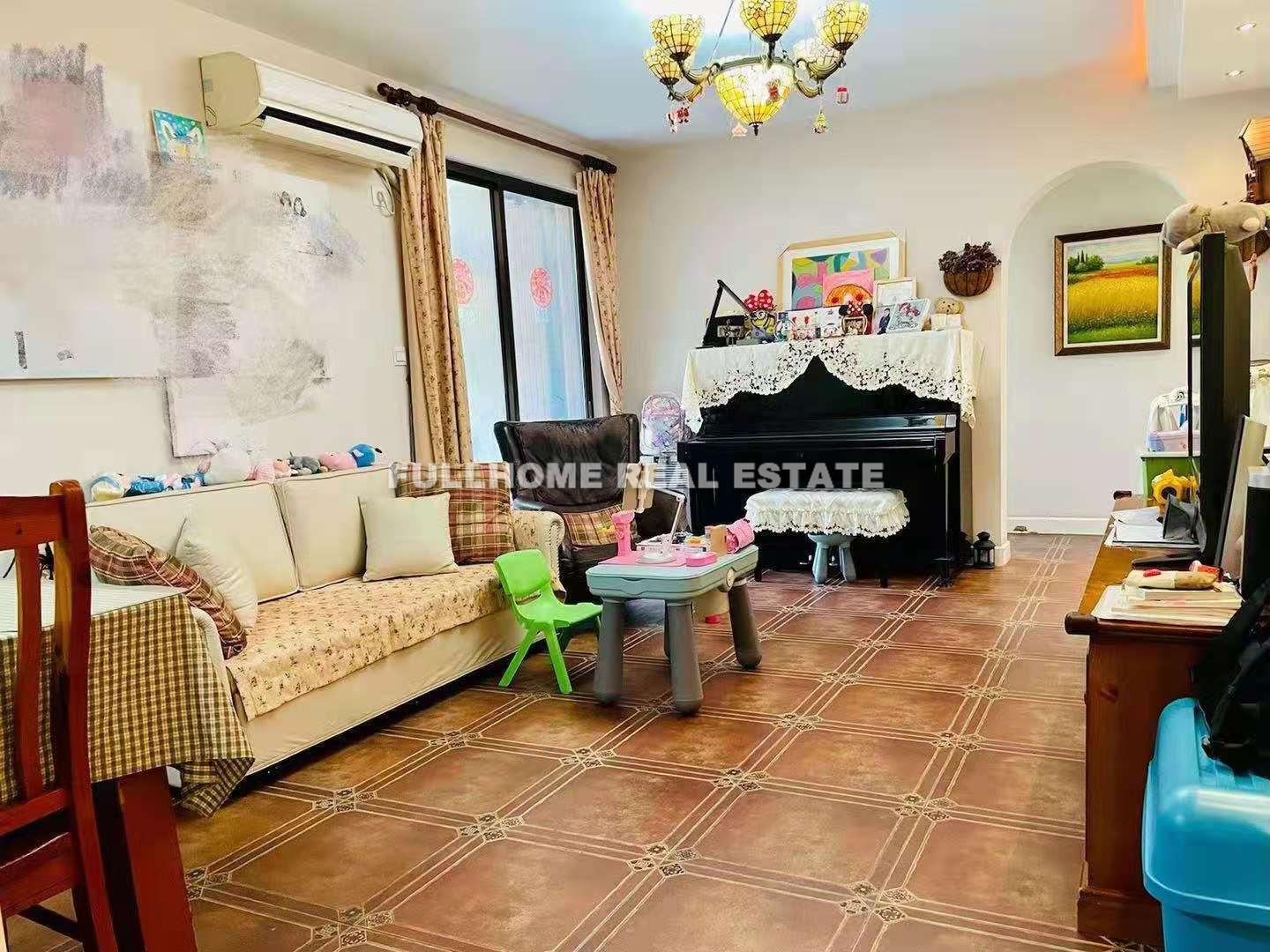 Haisi Mansion - 3 bedroom apartment in Shanghai, Xujiahui, Downtown