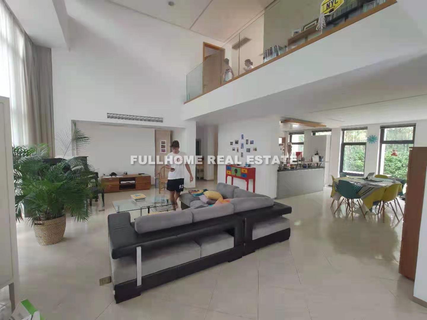 Modern Villa - 5 bedroom apartment in Shanghai, Qingpu, Suburb